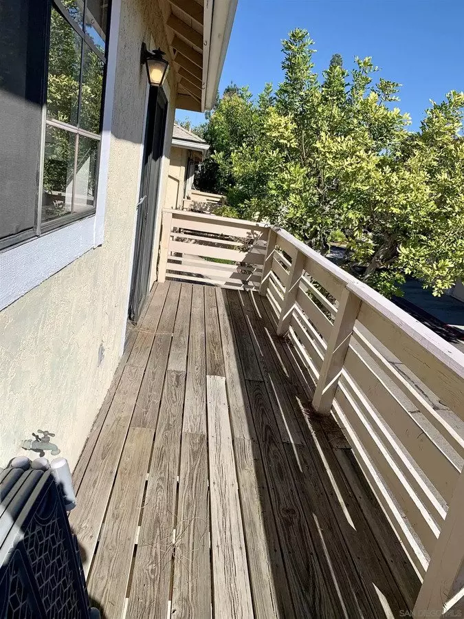 8834 Tamberly Lane, Santee, CA 92071 photo 2