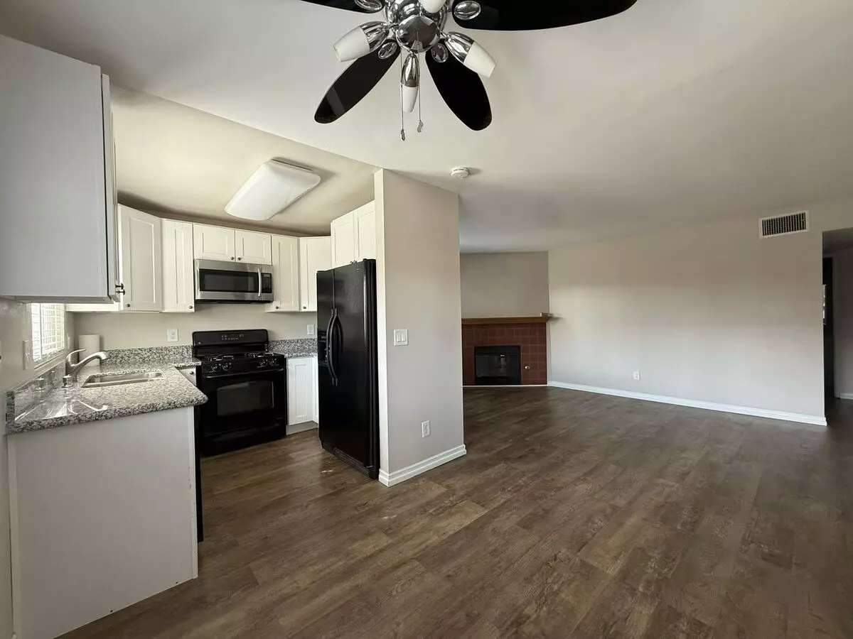 10719 Holly Meadows Drive, Santee, CA 92071 photo 4