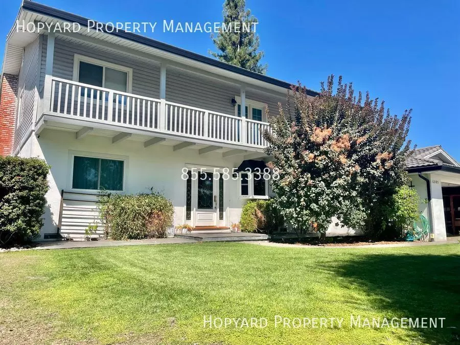 12105 Kristy Lane, Saratoga, CA 95070 photo 4