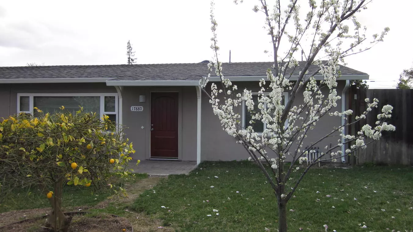 17880 Los Alamos Dr photo 4