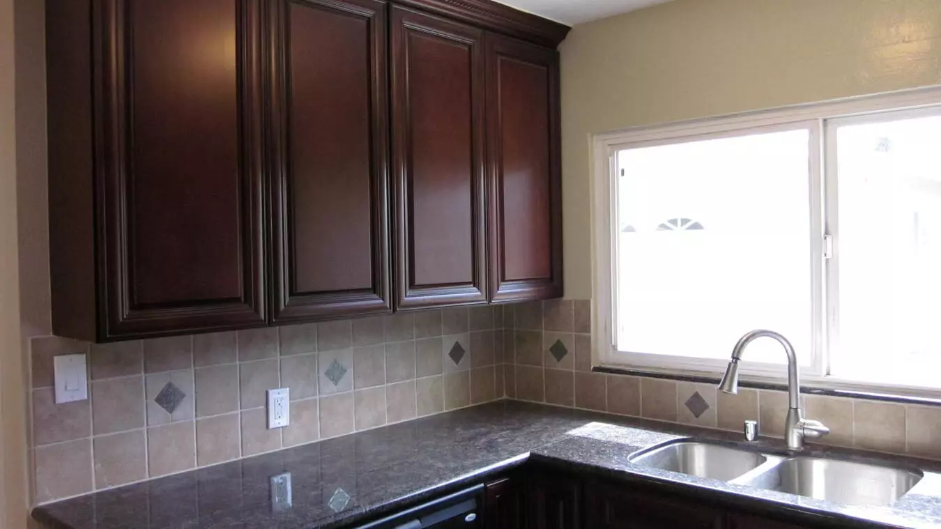17880 Los Alamos Dr photo 3
