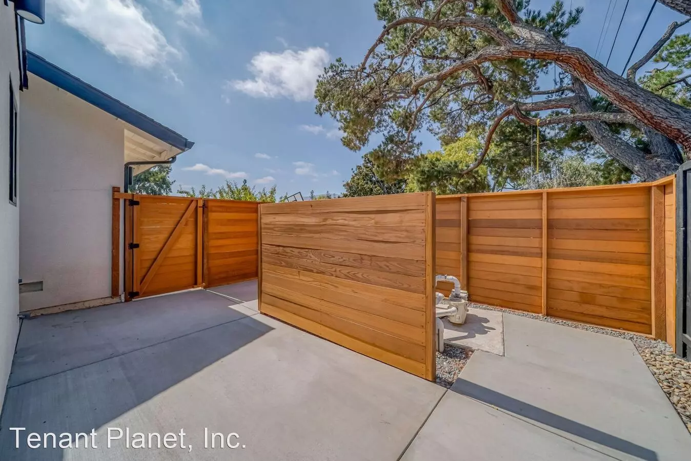 20255 Glasgow Drive, Saratoga, CA 95070 photo 2
