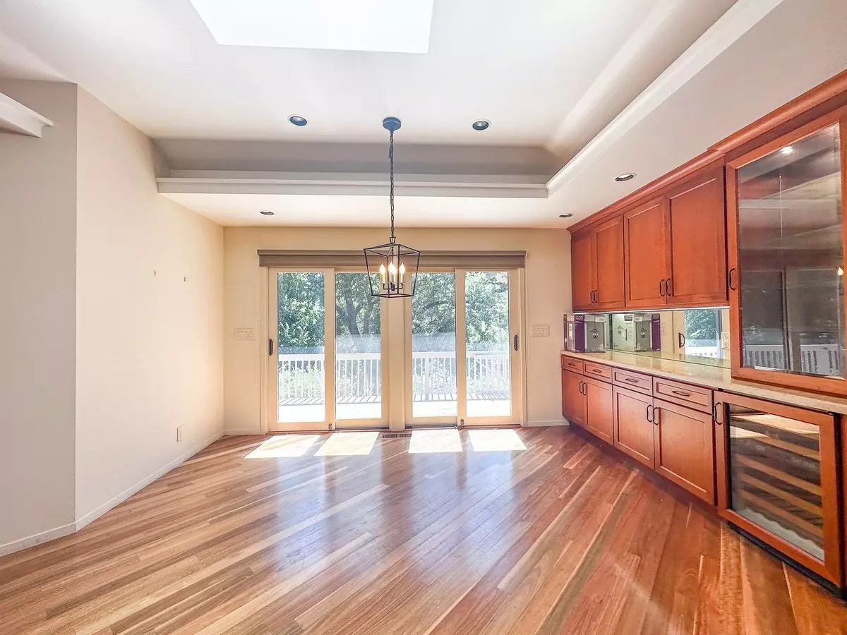 18501 Aquino Way, Saratoga, CA 95070 photo 4