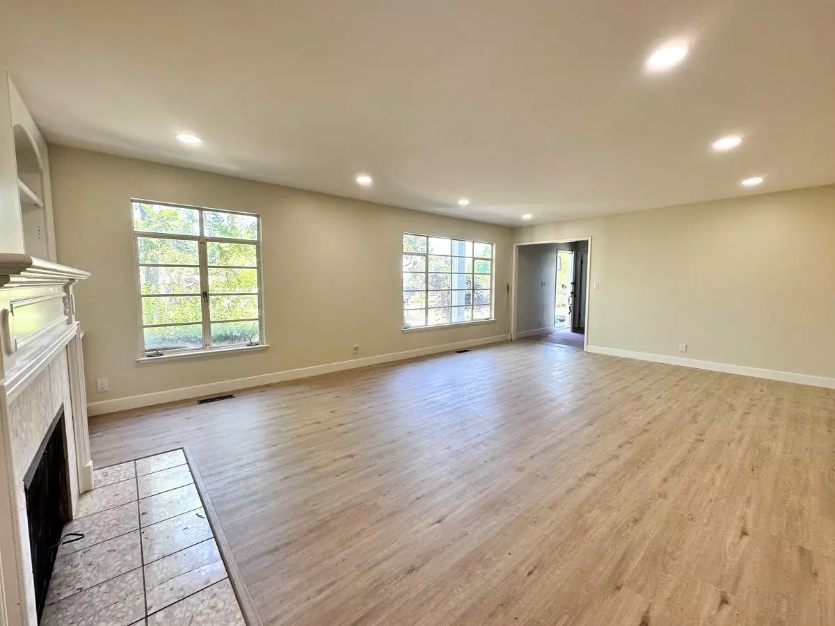 19358 Athos Place, Saratoga, CA 95070 photo 4