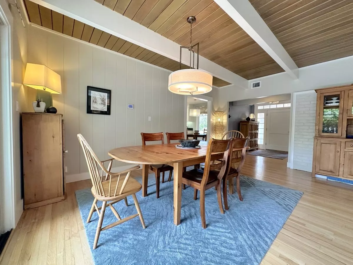 12255 Titus Avenue, Saratoga, CA 95070 photo 3