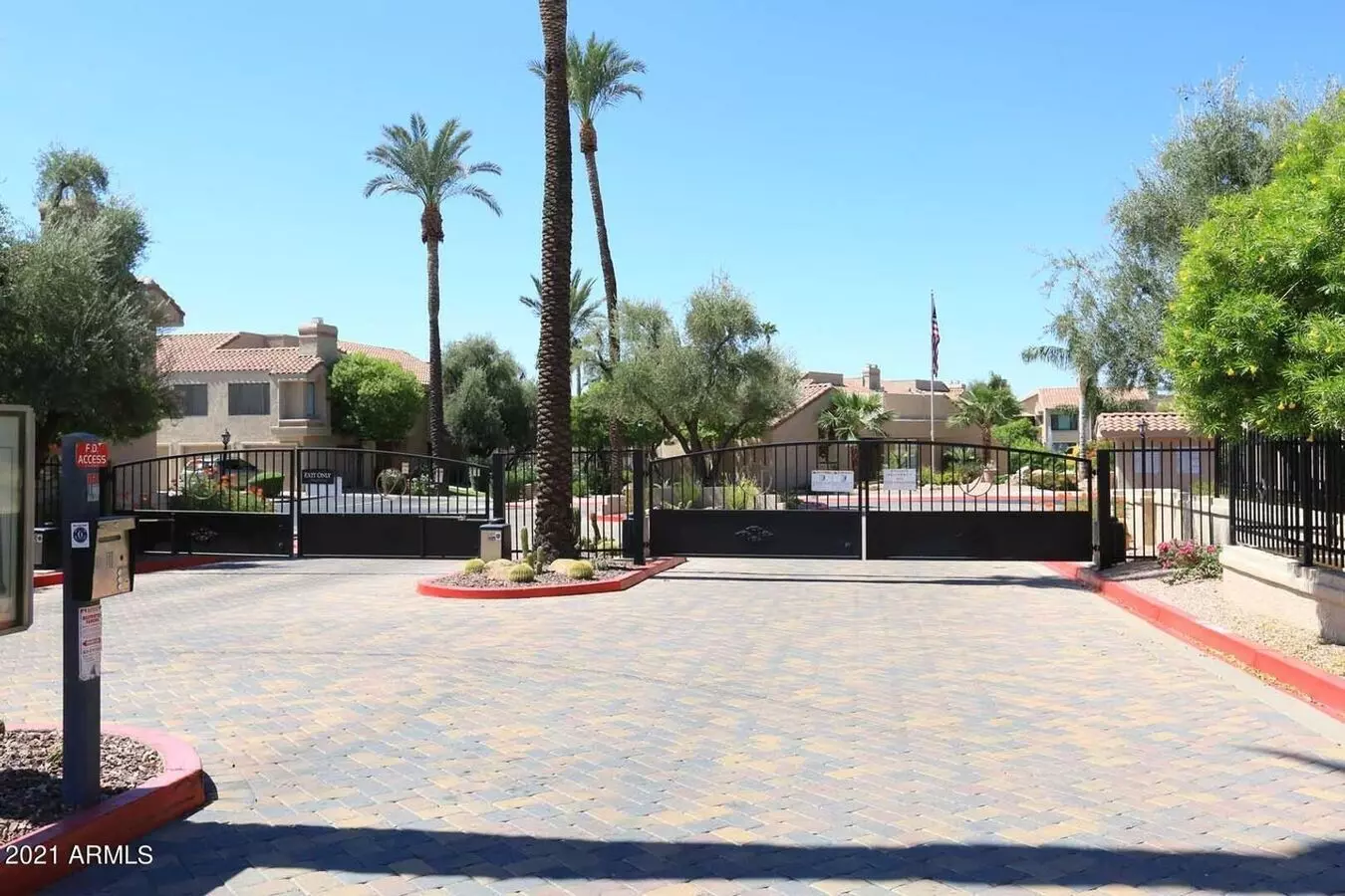 **coming Soon*** Venetian II 2 Bedroom 2 Bath Condo With Garage In Heart Of North Scottsdale photo 5