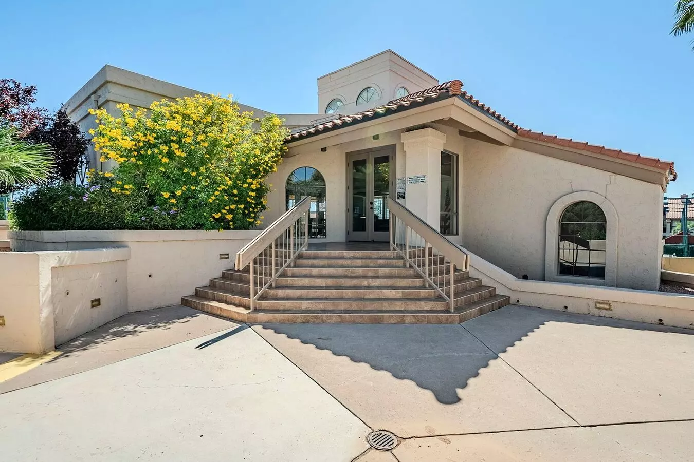 9705 East Mountain View