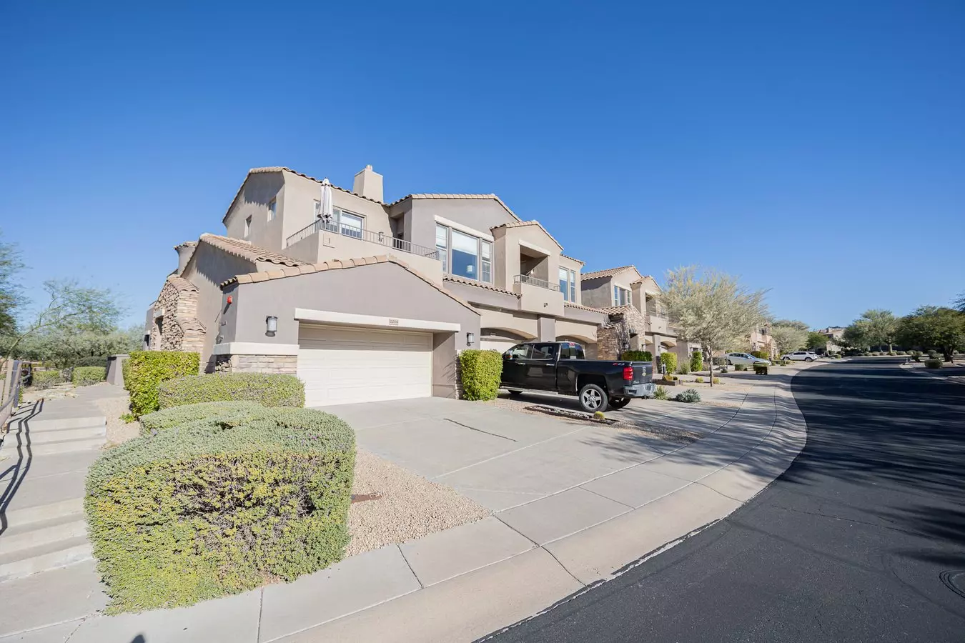 19475 N Grayhawk Dr Unit 2004 photo 2