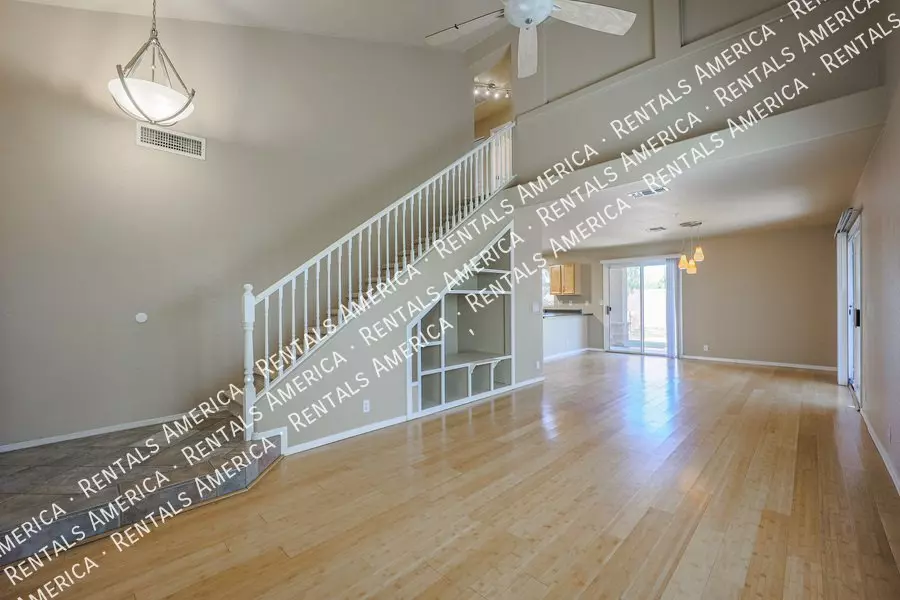 15550 N FRANK LLOYD WRIGHT Boulevard photo 2