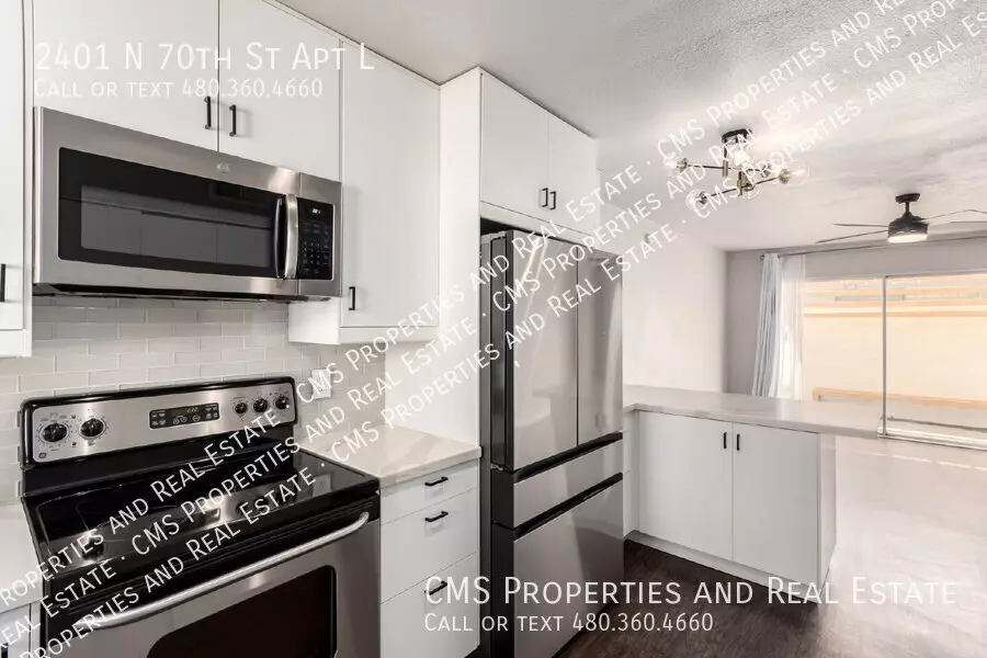 2401 N 70th St Apt L photo 2