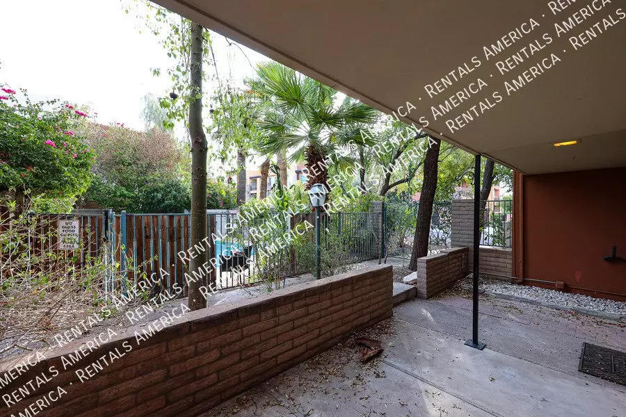 4820 North Woodmere Fairway, Scottsdale, AZ 85251 photo 3