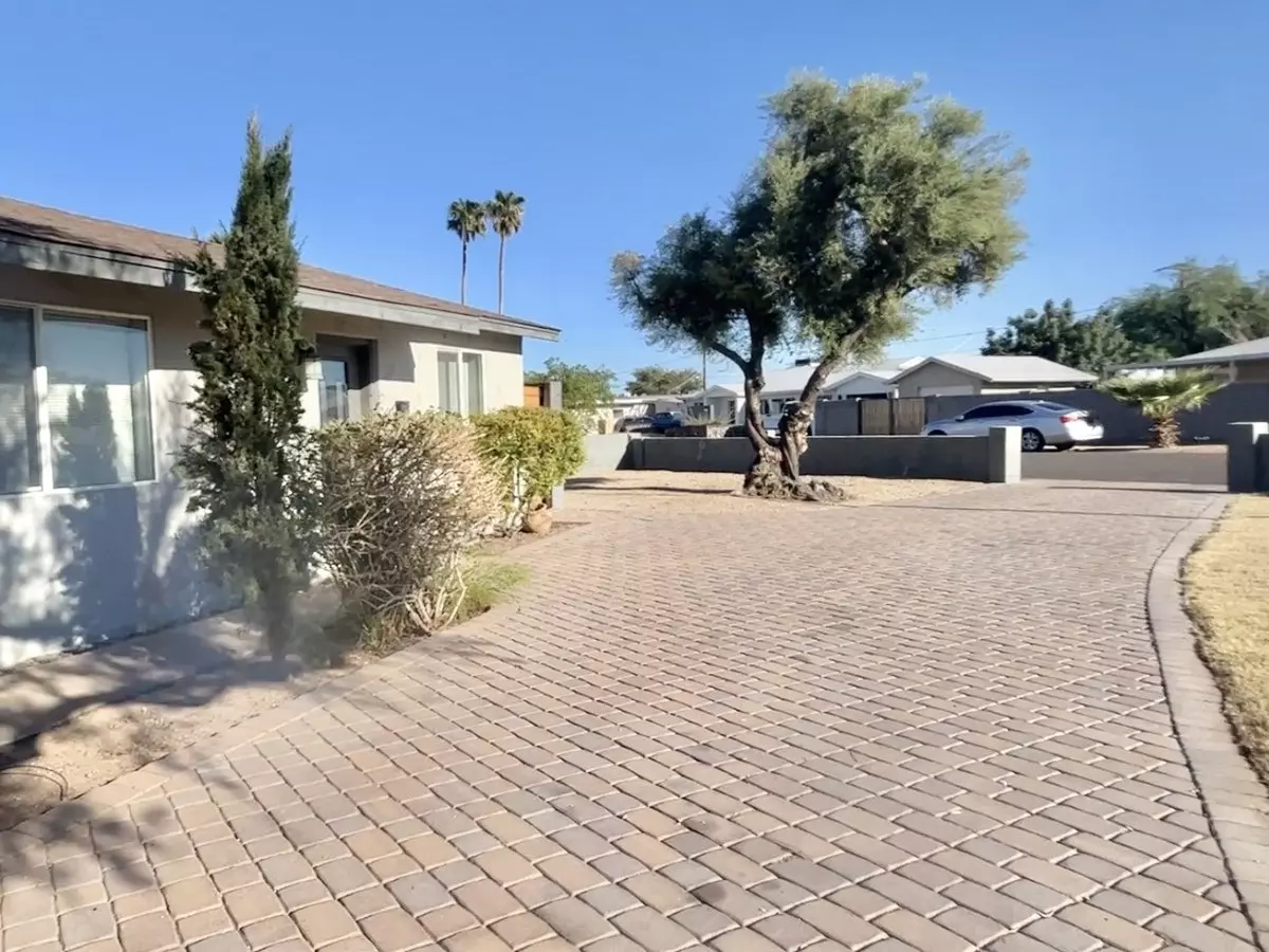 6838 East Edgemont Avenue, Scottsdale, AZ 85257 photo 5