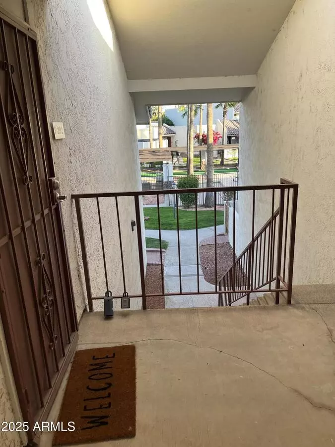 7350 North Vía Paseo Del Sur, Scottsdale, AZ 85258 photo 2