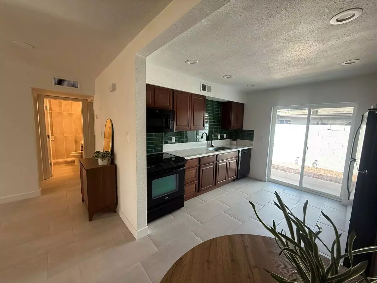 7814 E Heatherbrae Ave Scottsdale, AZ 85251 photo 5