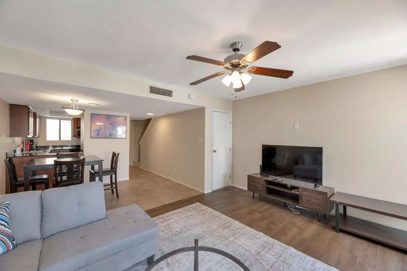 885 North Granite Reef Road, Scottsdale, AZ 85257 photo 4