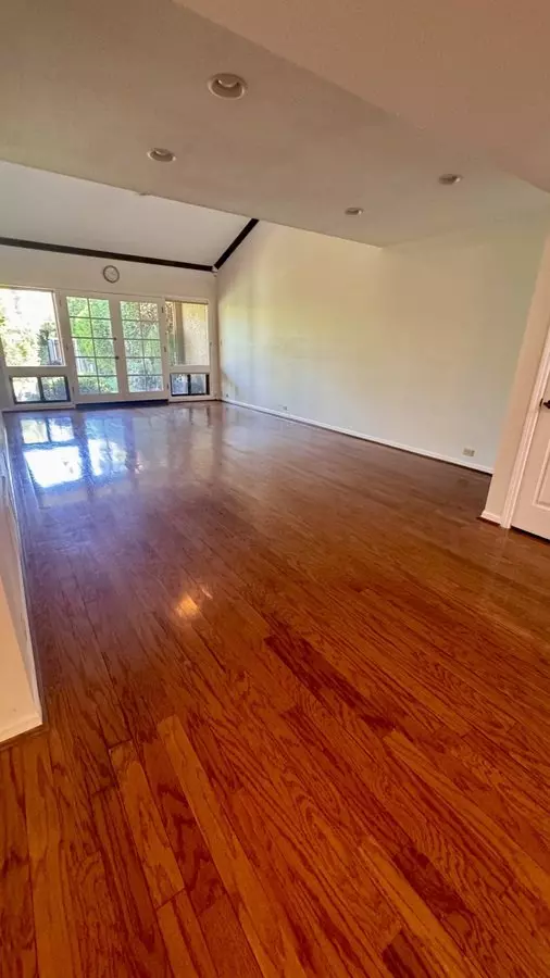 Walking Distance To Fashion Square Mall, Old Town Scottsdale! photo 2