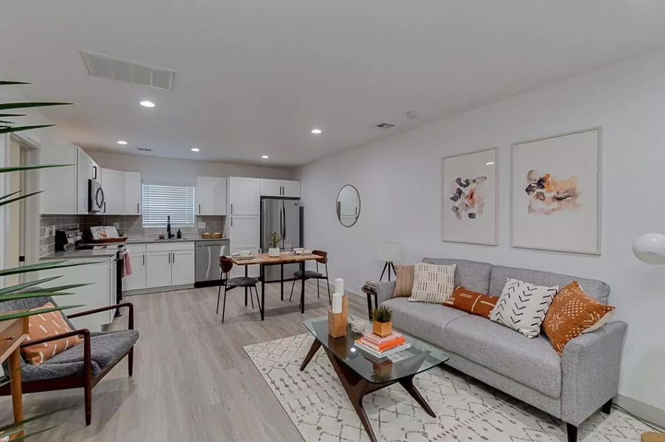 Gorgeous, Open Concept Two Bed Two Bath Near Old Town Scottsdale! photo 2