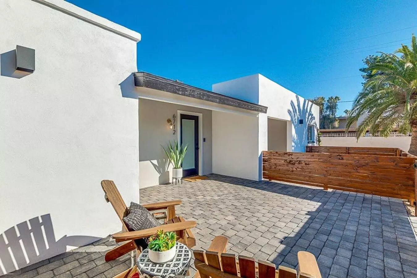 Gorgeous, Open Concept Two Bed Two Bath Near Old Town Scottsdale! photo 4