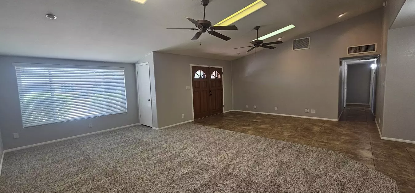 Location! Old Town Scottsdale 3Bed Home At The Greenbelt! photo 2