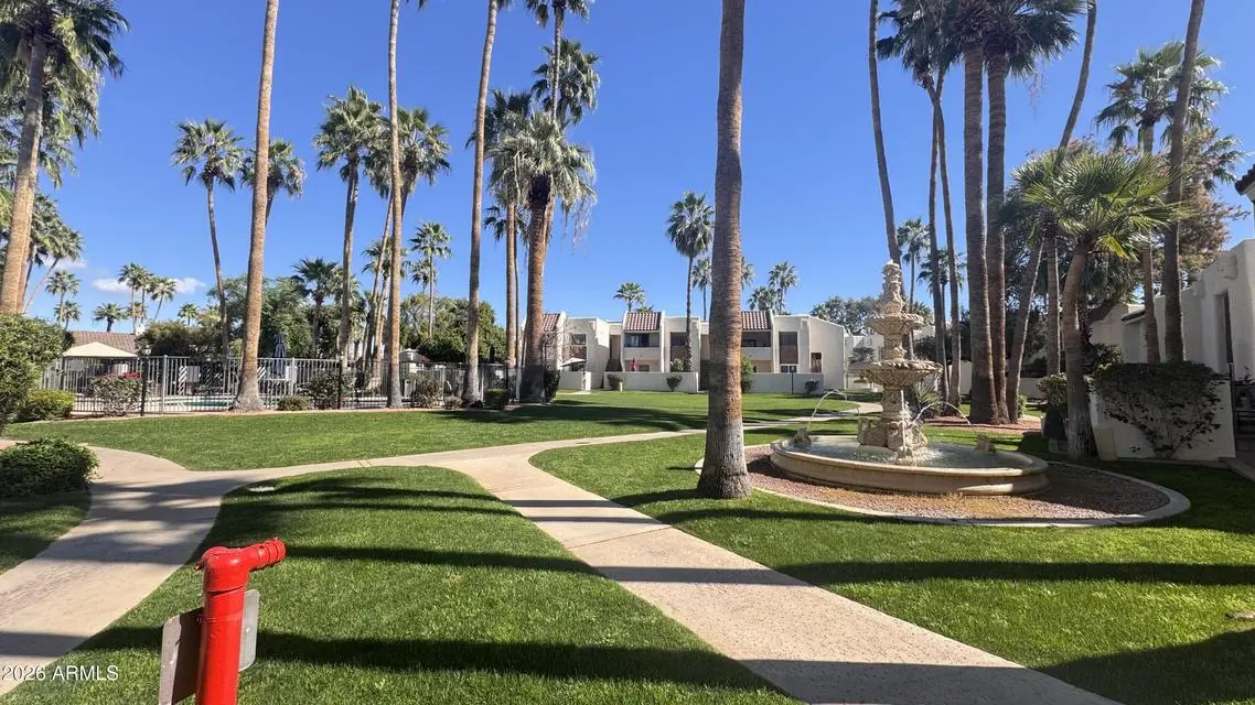 Fully Furnished In Mccormick Ranch ! photo 3