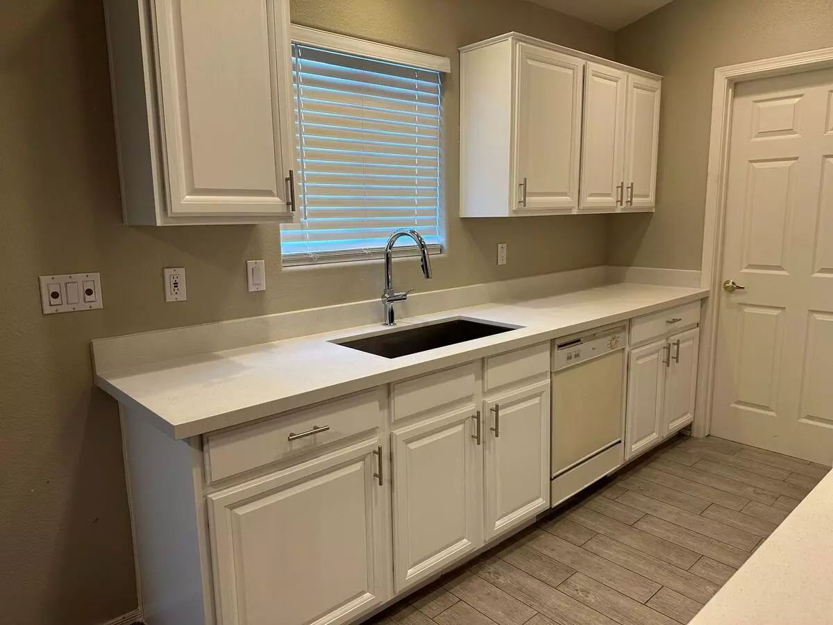 7520 E. Earll Dr. #47 photo 5