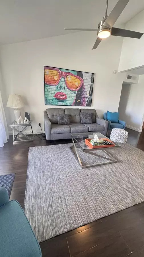 Fully Furnished In Mccormick Ranch ! photo 2