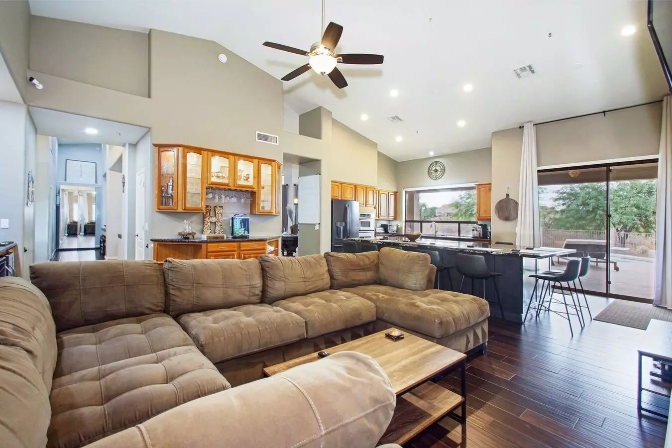 Spacious 4BR House in Scottsdale photo 5