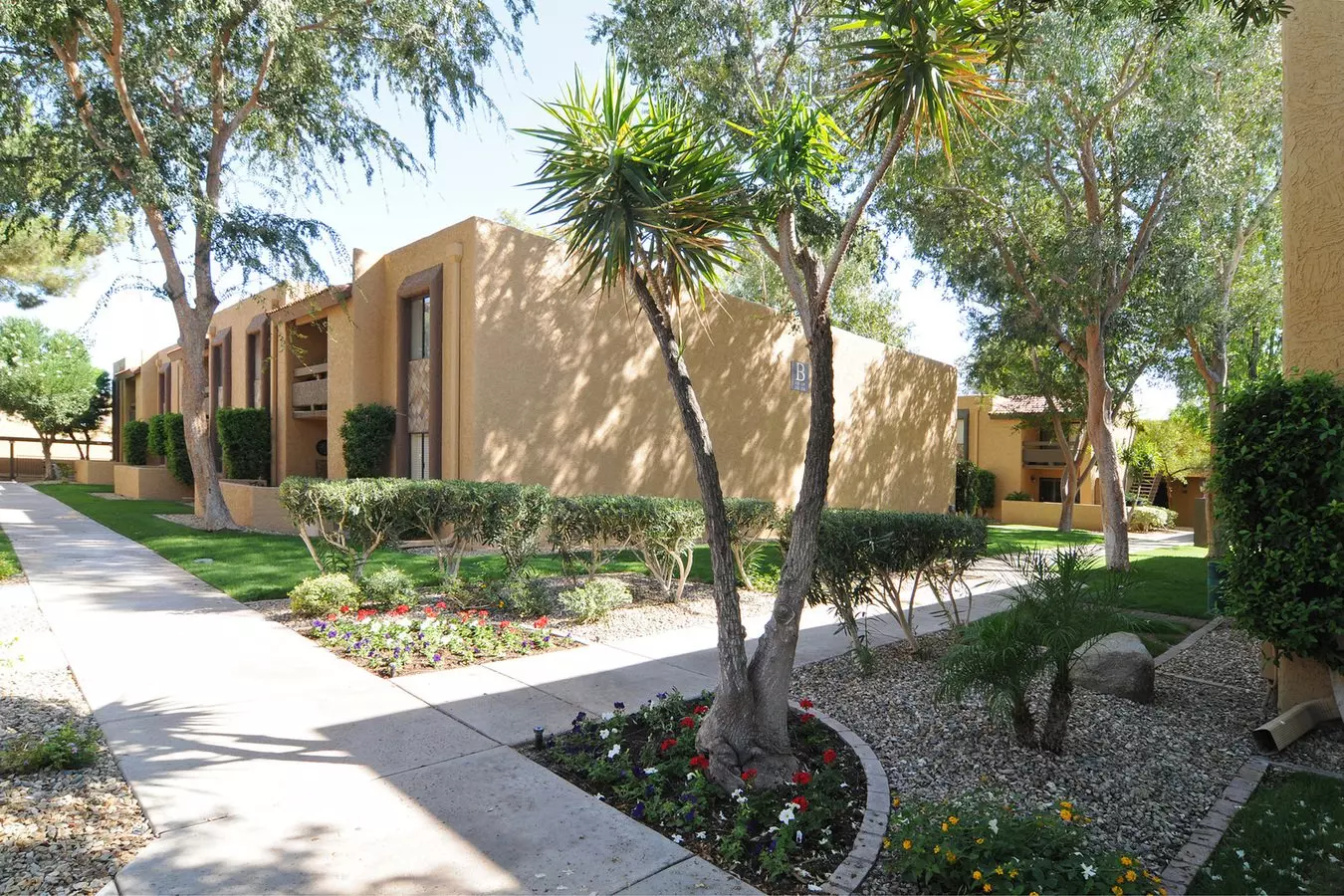 Spacious Condo Near Old Town Scottsdale photo 4