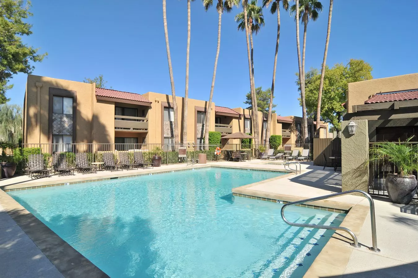 Spacious Condo Near Old Town Scottsdale photo 3