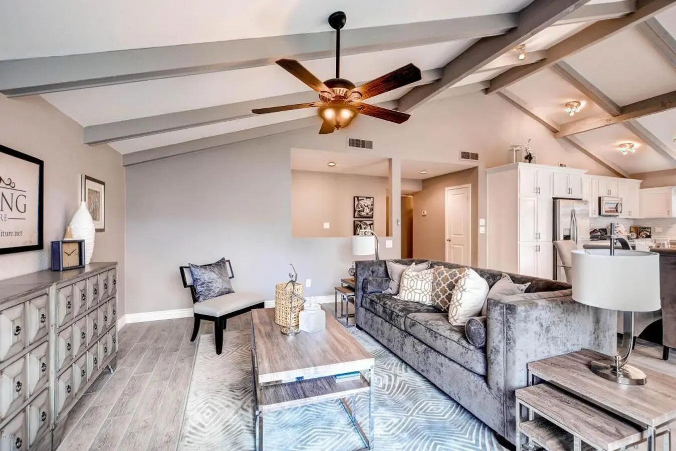 Stunning Furnished 2 Bed/2 Bath Condo In Mccormick Ranch photo 5