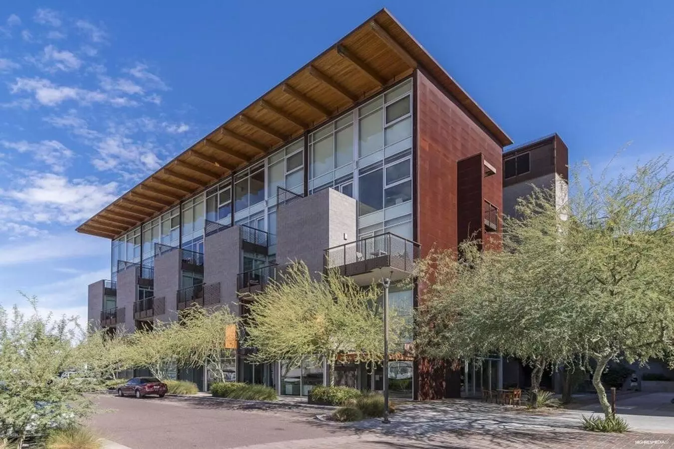 Stylish 2 Bed | 2 Bath Condo in Prime Scottsdale Location photo 4