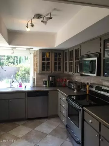 3Bed Townhouse At Camelback/78th St! $199 Move-in Special! Ready For Immediate Move-in! photo 5