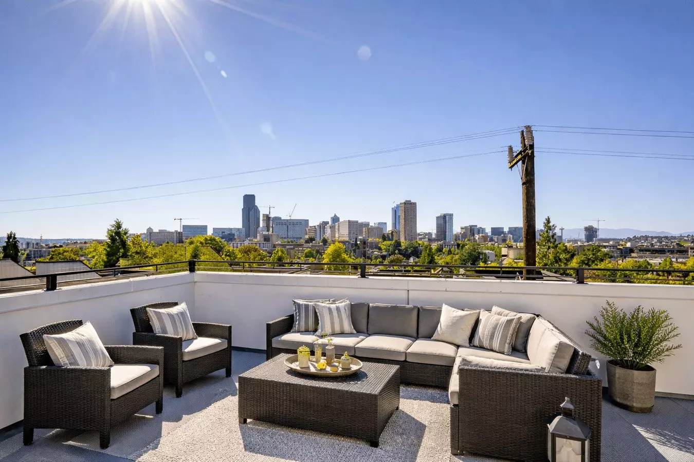 Modern Cozy Studio Apartments in First Hill photo 5
