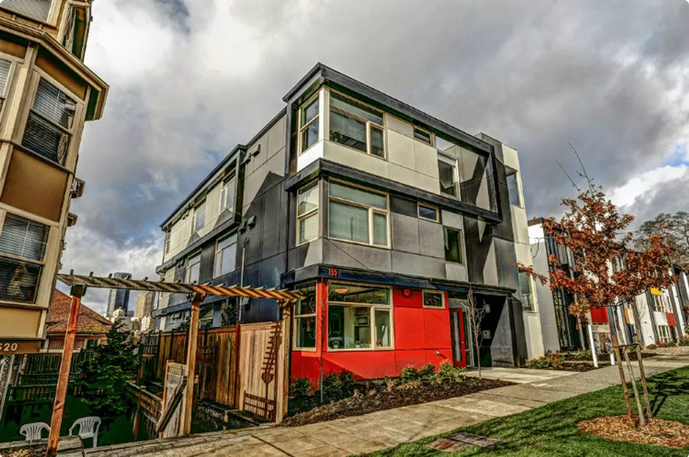 Jupiter Apartments photo 5