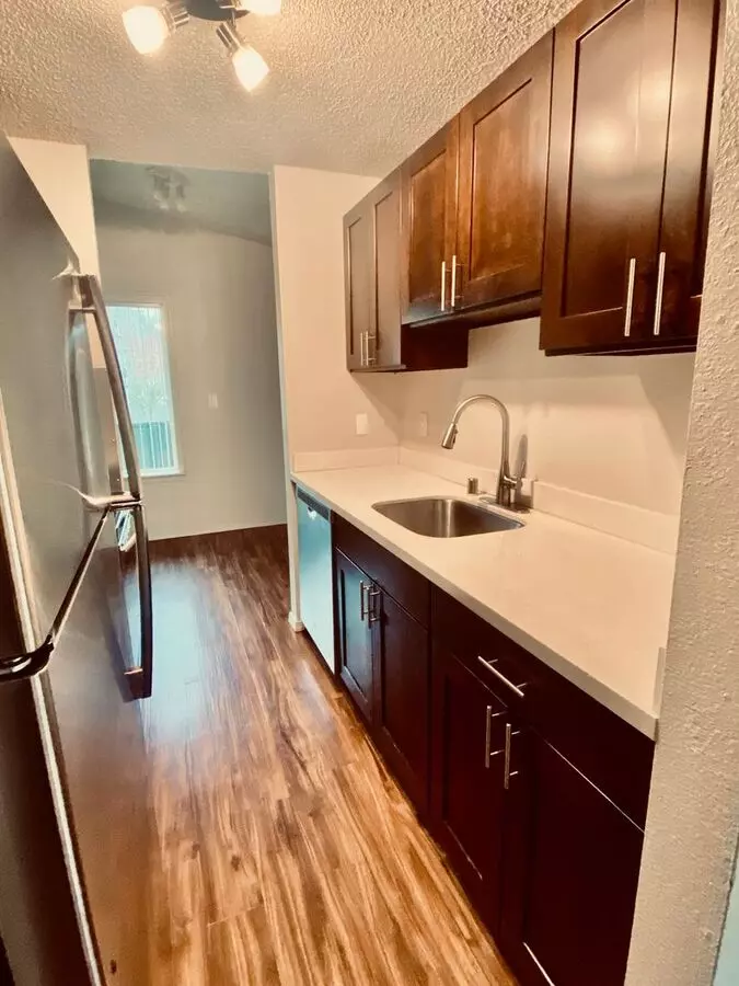 6511 Apartments photo 5