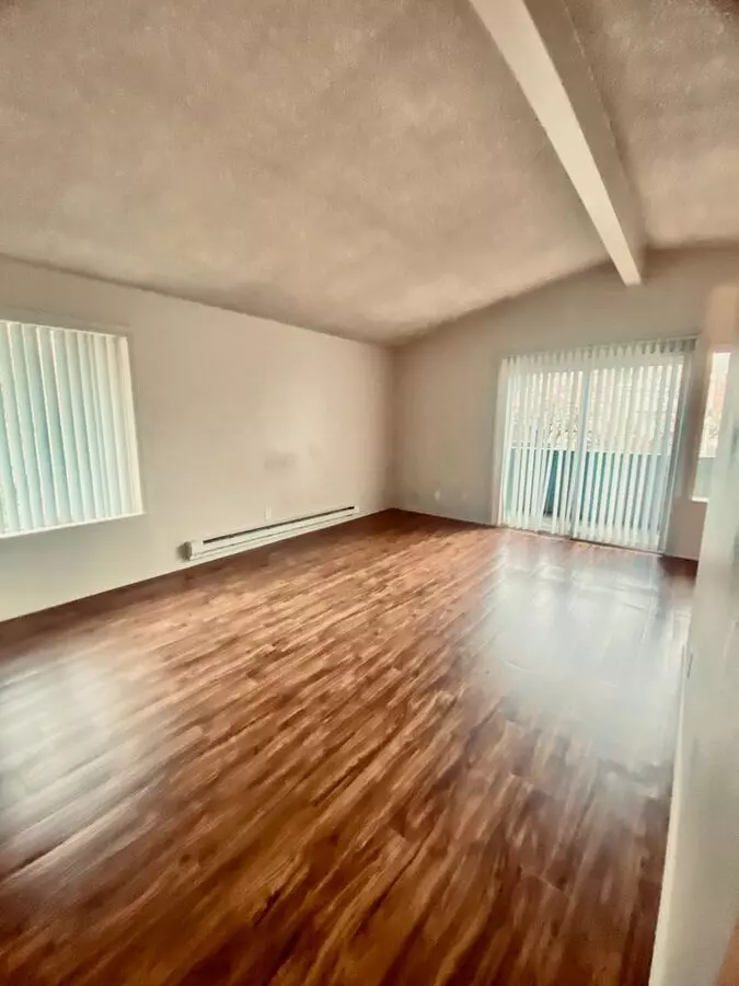 6511 Apartments photo 4