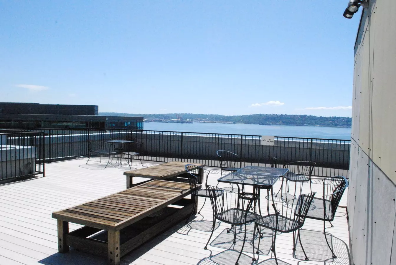 66 Bell St Seattle, WA 98121 photo 3