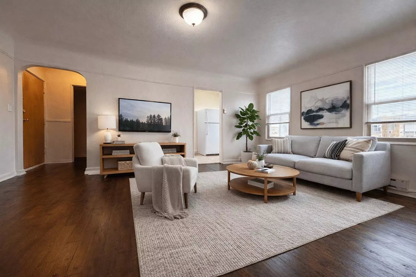 Preston Apartments photo 2