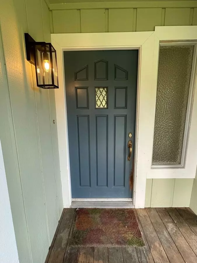 1138 Square Feet Private Two Bedroom, Two Bath Upgraded Home On 4 Acres, 1 Car Garage, Chicken Coop And 5 Minutes From Downtown Sebastopol photo 5
