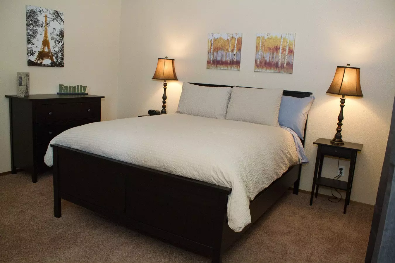 Beautiful Upstairs 2 Bedroom 2 Bath Apartment, Private Front Deck photo 5