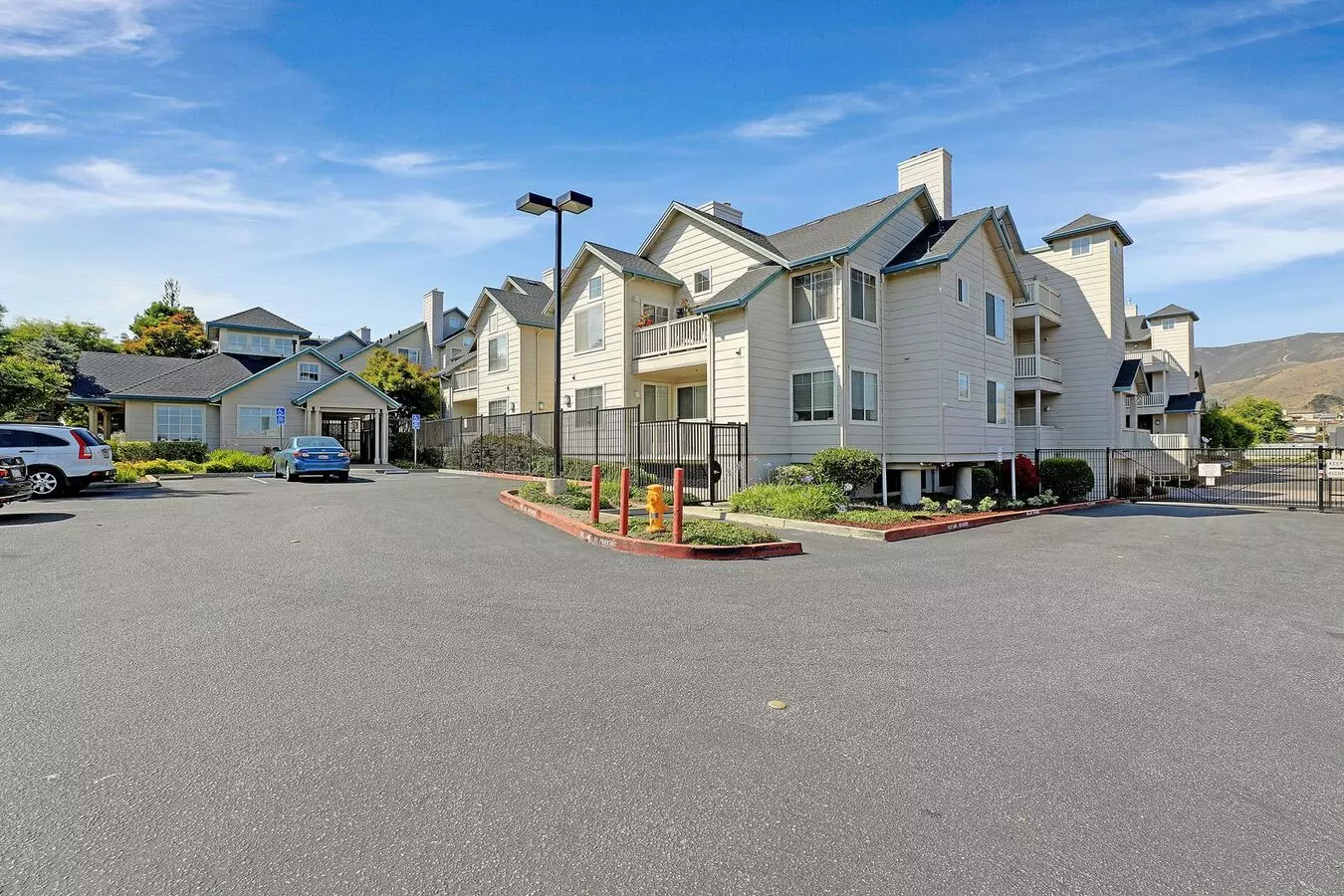 1400 El Camino Real #231 photo 4