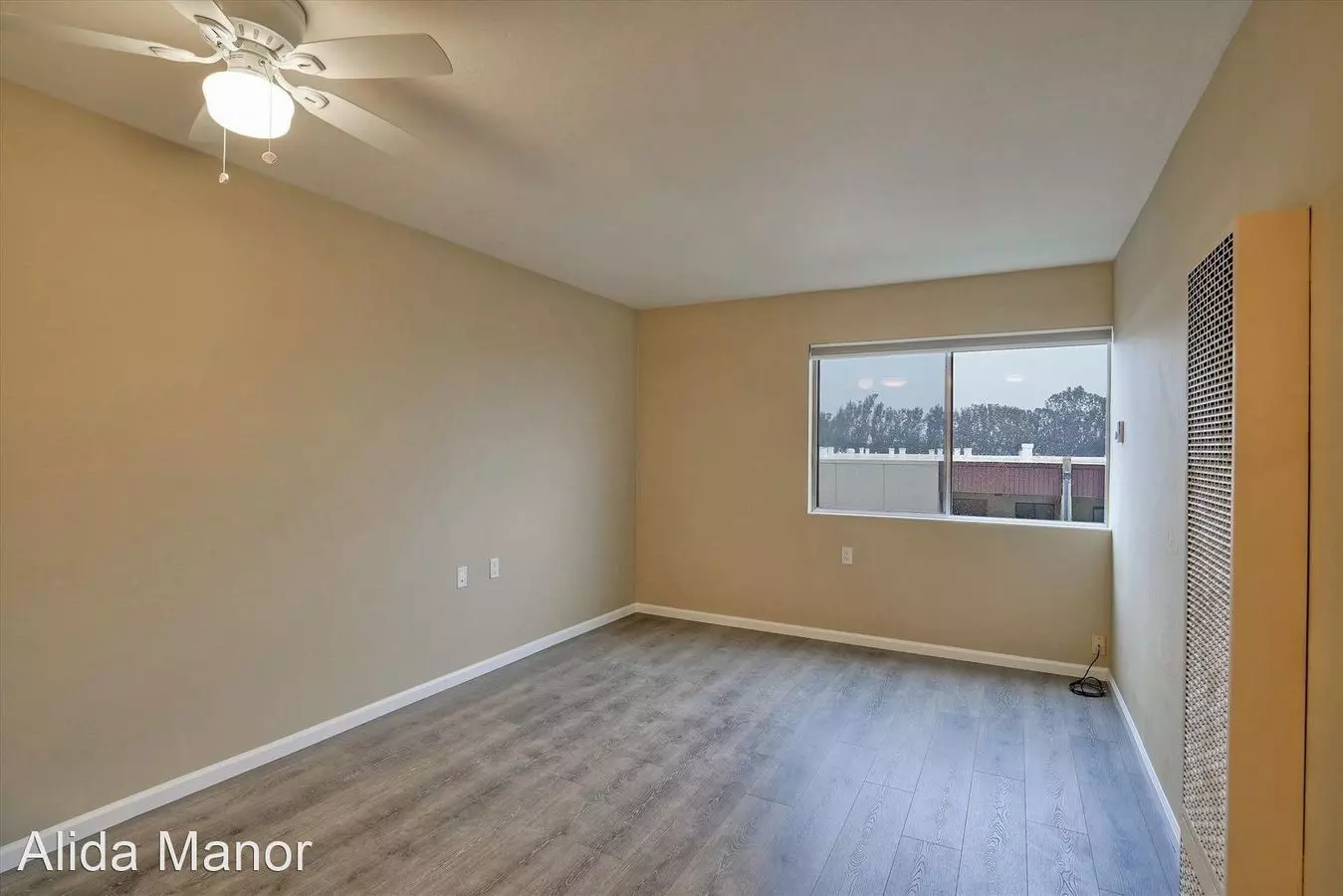 Alida Manor Apartments photo 2
