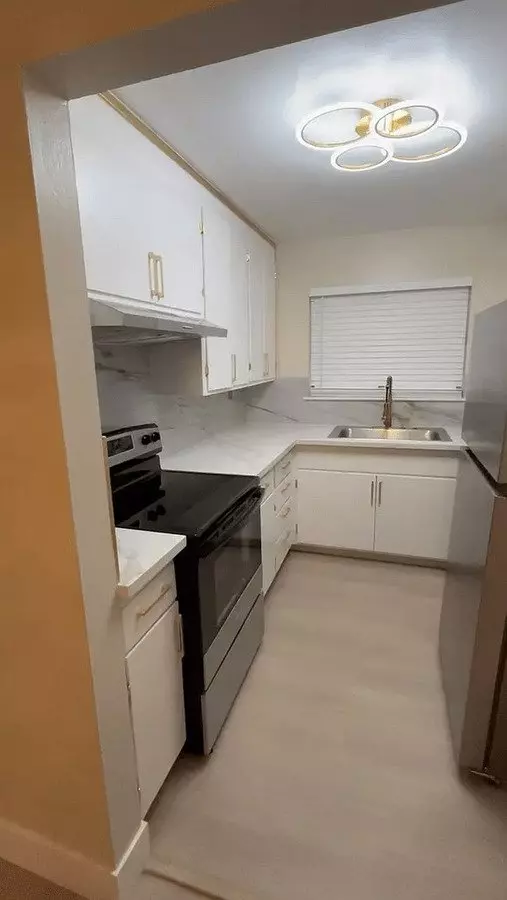 3 Lewis Avenue, South San Francisco, CA 94080 photo 4