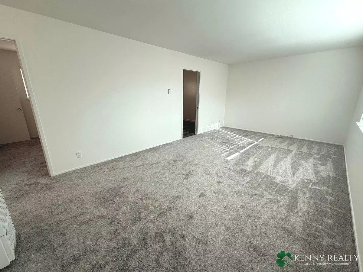 811 Olive Ave South San Francisco, CA 94080 photo 3