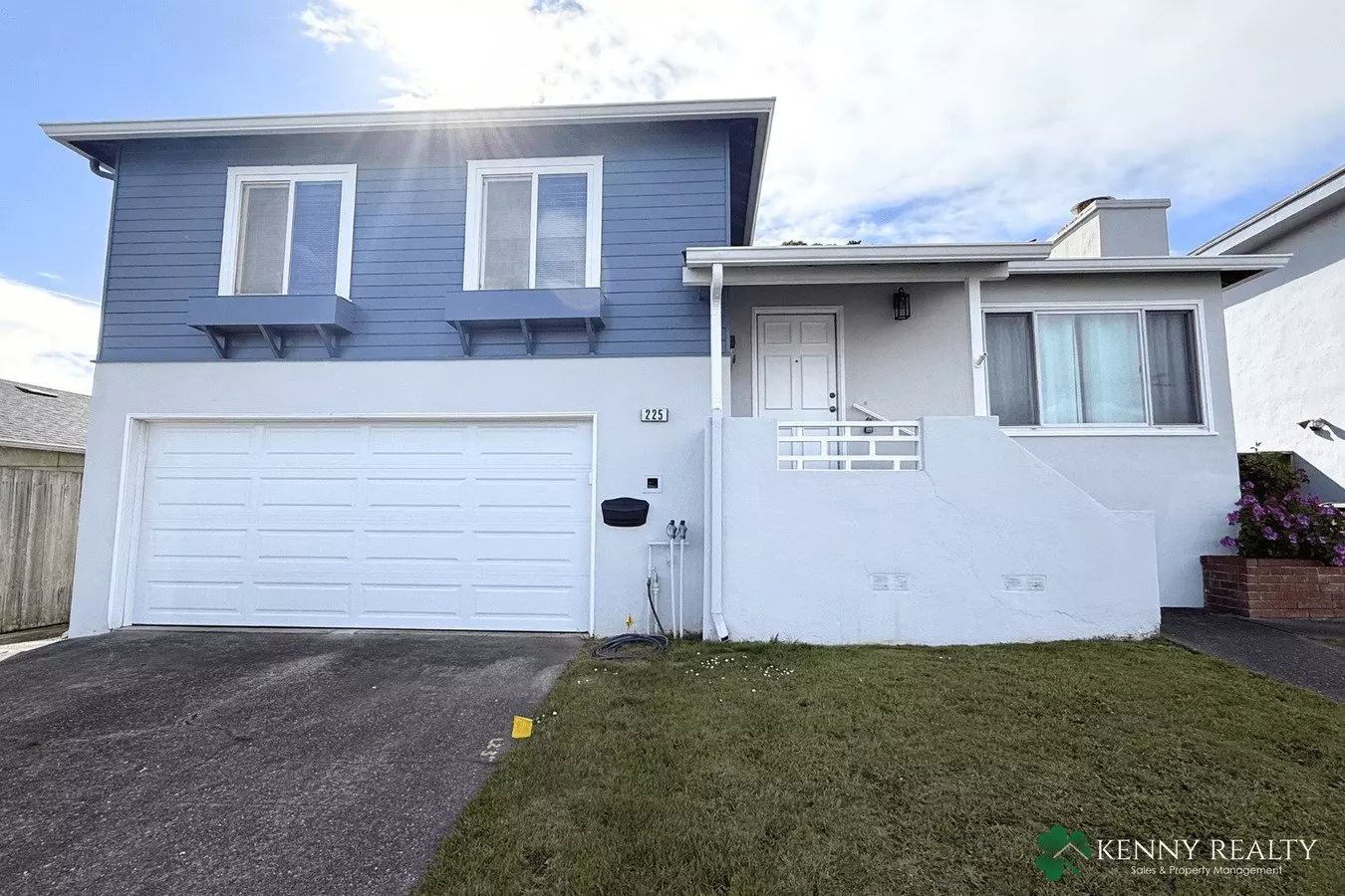 Bright 3-bedroom Home With Large Backyard In South San Francisco photo 2