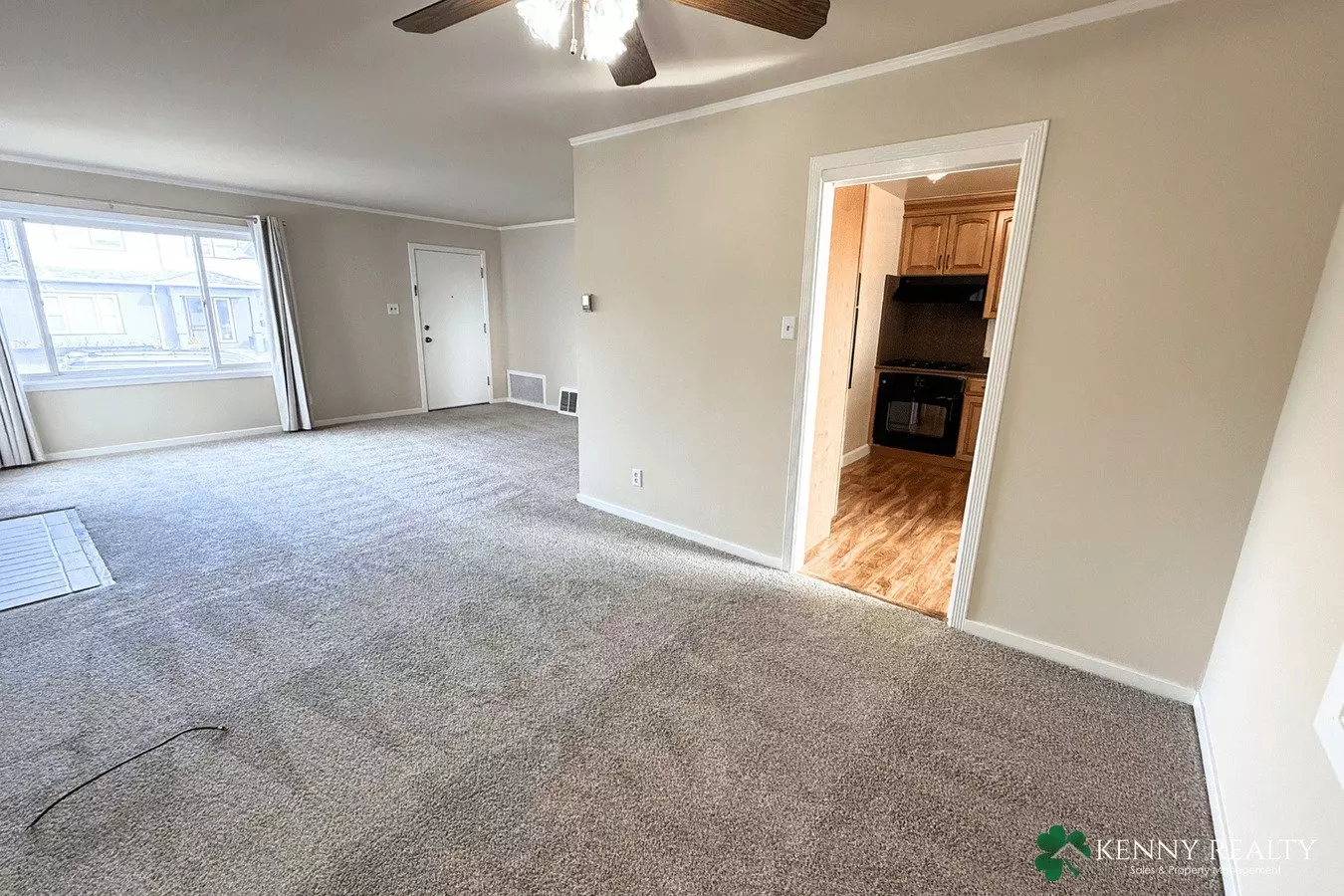 Bright 3-bedroom Home With Large Backyard In South San Francisco photo 3