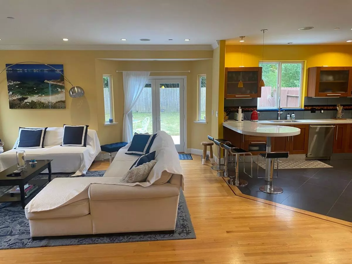 Fully Furnished House In South San Francisco - 2 Bedroom, 2 Bathroom photo 4