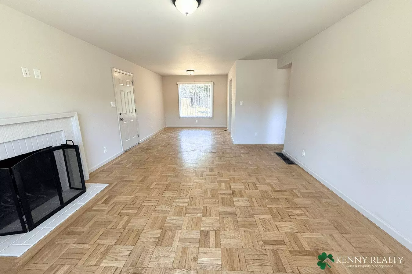 Spacious 3-bedroom Home With Hardwood Floors &amp; Large Backyard In South San Francisco photo 4