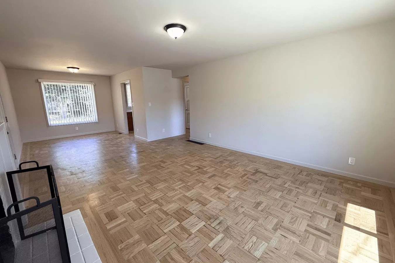Spacious 3-bedroom Home With Hardwood Floors &amp; Large Backyard In South San Francisco photo 5
