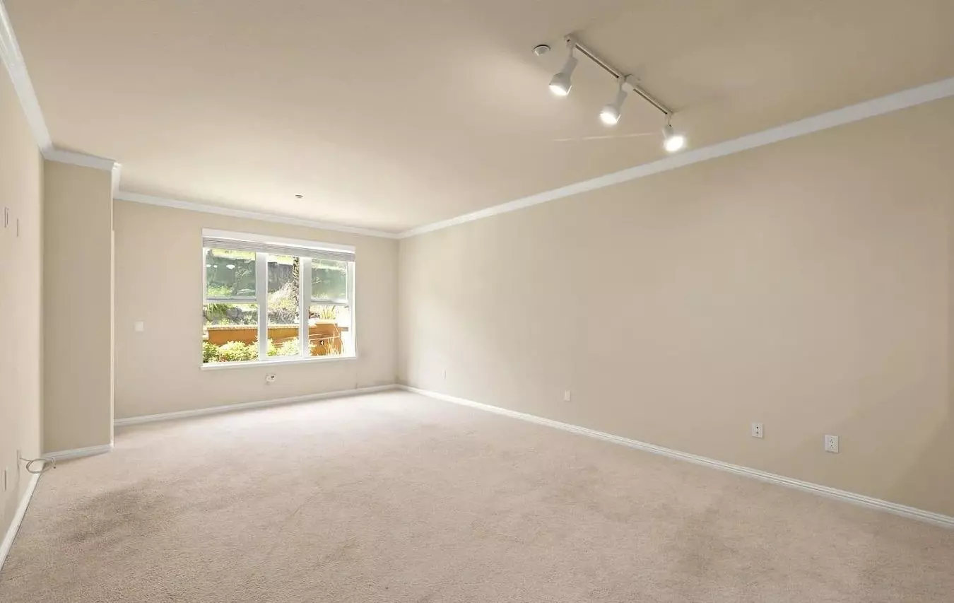 2260 Gellert Boulevard, South San Francisco, CA 94080 photo 3